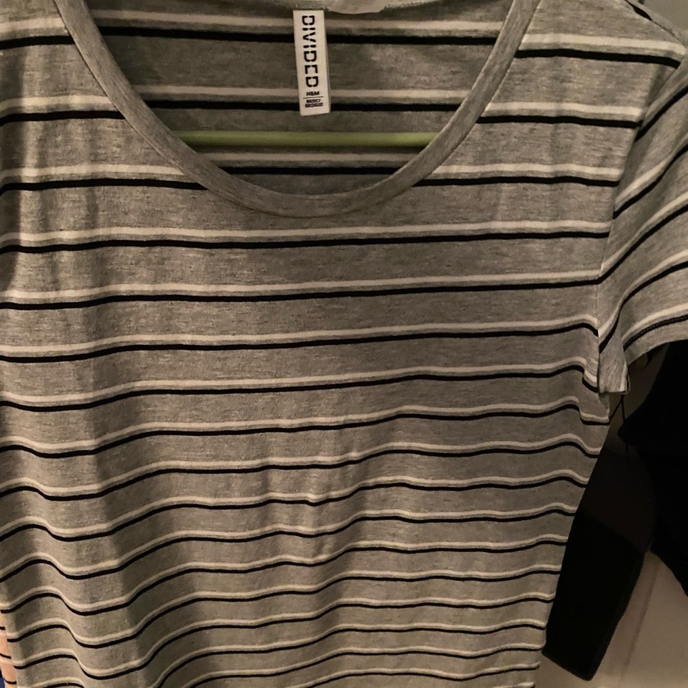 h&m tshirt NWOT